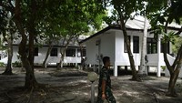 Direktur Pengelolaan Logistik dan Peralatan Badan Nasional Penanggulangan Bencana (BNPB) Rustian mengatakan fasilitas di Pulau Sebaru lebih baik bila dibandingkan dengan Natuna yang juga sempat jadi tempat untuk melakukan observasi.