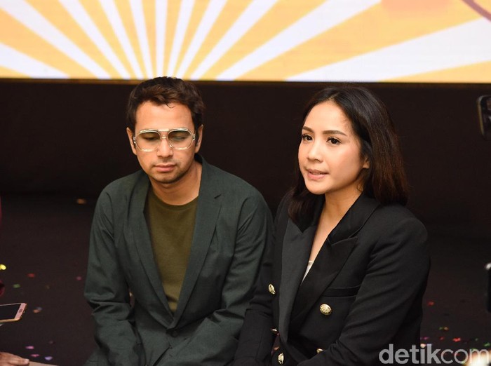 Raffi Ahmad dan Nagita Slavina saat ditemui di kawasan Gatot Subroto.