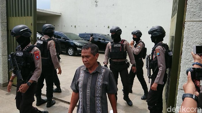 kpk ke rumah mertua nurhadi