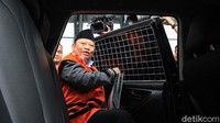 Tersangka penerima suap diduga mendapatkan suap karena memenangkan Ibnu dalam beberapa proyek antara lain proyek wisma atlet, Pasar Porong, Jalan Candi-Prasung dan peningkatan Afv Karag Pusang Desa Pagerwojo.