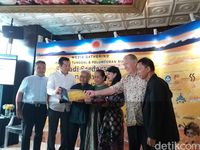 Srihadi Soedarsono Gelar Pameran Tunggal Jelang Usia 90 Tahun 