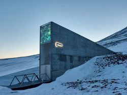 Gudang Persiapan Kiamat Sungguhan Ada, Ini Isinya