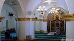 Foto: Pulau Penyengat & Masjid Bersejarah dari Putih Telur