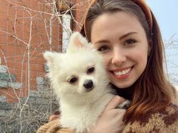 Sosok Model Ukraina Menawan yang Enggan Tinggalkan Wuhan