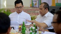 Momentum langka ini sebaiknya terus dilanjutkan dengan terukur, terbuka serta dilakukan secara berkelanjutan. Selain itu, serangkaian kebijakan positif tersebut perlu pula tetap mempertimbangkan pakem fungsi BUMN agar dapat meraih keuntungan dan sukses menunaikan tugas-tugas sosial. Foto: dok. Komisi VI