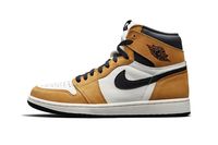 Viral, Penumpang Ojol Nyeker Sambil Tenteng Sneakers Air Jordan