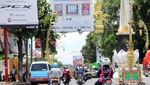 Ribuan Janur Kuning Hiasi Jalan di Banjarnegara