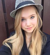 Ini Naomi Seibt, Remaja 'Anti-Greta' yang Promosikan 'Realisme Iklim'