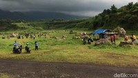 Keindahan Ranu Manduro Ngoro, Mojokerto ini semula beredar melalui media sosial sejak Senin (24/02). Video berdurasi 24 detik itu sempat menjadi trending di Twitter dengan hastag #Mojokerto.