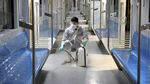 Korban Corona Bertambah, Kereta di Iran Disemprot Disinfektan