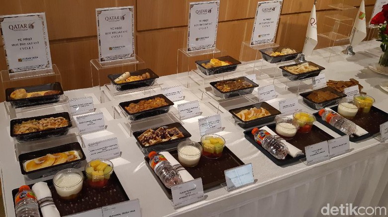 Country Manager Qatar Airways untuk Indonesia, Ajay Jacob Country Manager Qatar Airways untuk Indonesia, Ajay Jacob saat pelucuran Quisine, makanan penumpang ekonomi Qatar Airways