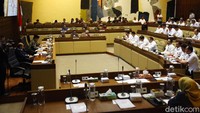 Raker tersebut digelar di Kompleks Parlemen, Senayan, Jakarta, Rabu (26/2/2020).
