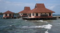 Dari segi prosedur observasi, Rustian menjelaskan tidak jauh berbeda saat pemerintah mengevakuasi WNI dari Wuhan di Natuna. Para ABK akan diobservasi selama 14 hari sambil ditemani tenaga profesional mulai dari dokter spesialis, ahli gizi, hingga psikolog.
