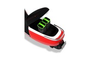 Soal tenaga penggerak, skuter listrik 3 roda ini mengusung baterai dari produsen milik Taiwan Gogoro. (rideapart dan electrive)