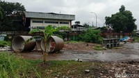 Setelah Anies Baswedan mencabut pengajuan kasasi, proyek sodetan Kali Ciliwung akhirnya mandek