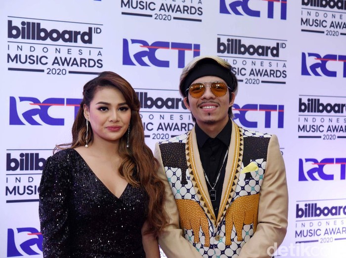 Aurel Hermansyah dan Atta Halilintar Aurel Hermansyah dan Atta Halilintar saat ditemui di kawasan Kebon Jeruk.