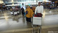 Pemerintah Arab Saudi menangguhkan sementara kedatangan jamaah umroh dari luar negeri, termasuk Indonesia.