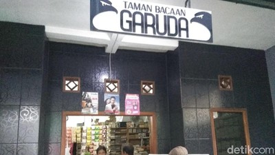 Foto: Taman Bacaan Legendaris Kecintaan Geng 90-an di Cimahi