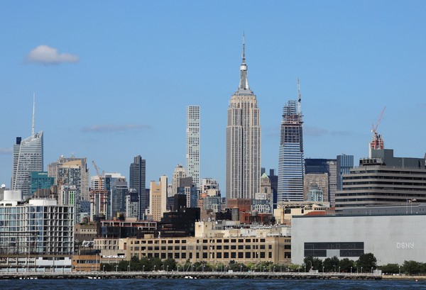 Tripadvisor telah membagikan penghargaan pantai terbaik di awal tahun ini. Empire State Building, New York City di posisi ketiga (Foto: Getty Images/Bruce Bennett) Tripadvisor telah membagikan penghargaan pantai terbaik di awal tahun ini. Empire State Building, New York City di posisi ketiga (Foto: Getty Images/Bruce Bennett)
