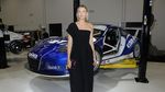 Terpesona Maria Sharapova (dan Porsche-nya)