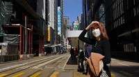 Korban meninggal di luar China daratan sejauh ini dilaporkan mencapai 57 orang. Jumlah itu terdiri atas 19 orang meninggal di Iran, masing-masing 12 orang meninggal di Korea Selatan (Korsel) dan Italia, delapan orang meninggal di Jepang, masing-masing dua orang meninggal di Hong Kong dan Prancis, dan masing-masing satu orang meninggal di Filipina dan Taiwan. AP Photo/Vincent Yu.