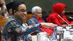 Ekspresi Anies Saat Rapat Bareng Komisi X Bahas Revitalisasi TIM
