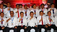 Dia juga meminta jajaran kepolisian di daerah bertindak cepat mengatasi potensi konflik horizontal. Dia memastikan Mabes Polri juga akan membantu jajaran di daerah yang punya kerawanan tinggi.