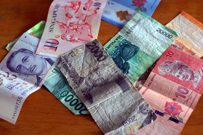 penjual makanan yang ditipu pakai yang palsu