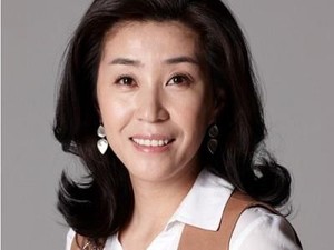 Familiar Banget! 7 Artis Paling Sering Memerankan Ayah-Ibu di Drakor