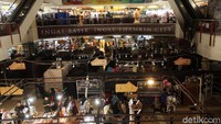 Saat ini aktivitas di mal tersebut kembali normal.