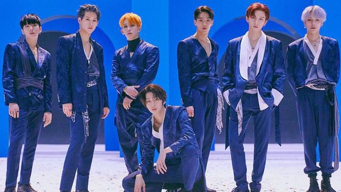 MONSTA X