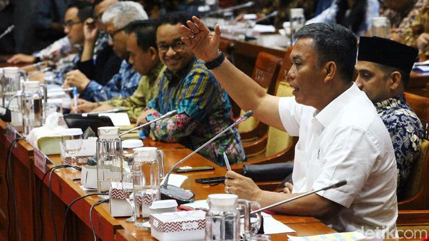 Revitalisasi TIM: Anies Klaim Tak Cari Laba, Ketua DPRD Tuding Dusta