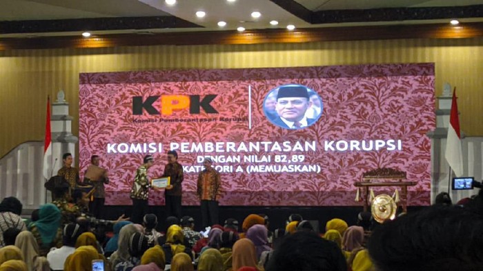 KPK menerima Anugerah Penghargaan Pengawasan Kearsipan Tahun 2019. KPK dinilai memiliki tata kelola arsip yang sangat baik.