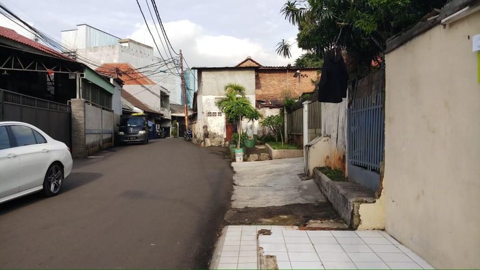 TKP Ibu Hamil ditabrak hingga tewas di Palmerah