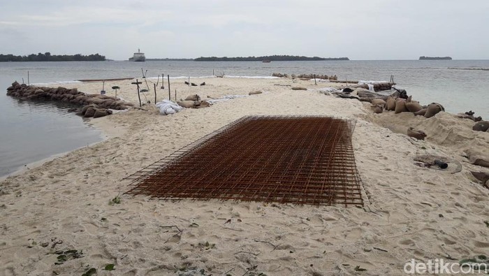 Pembangunan Helipad di Pulau Sebaru