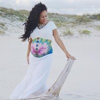 Heather melukis mulai dari gambar mawar merah, motif henna hingga tema laut. Foto: Instagram/@heatherslivingart