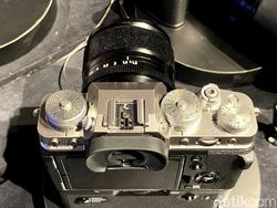Lebih Dekat dengan Kamera Fujifilm X-T4 Harga Rp 27 Juta