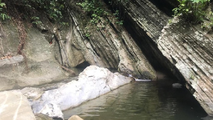 Air terjun Ulu Ledeng