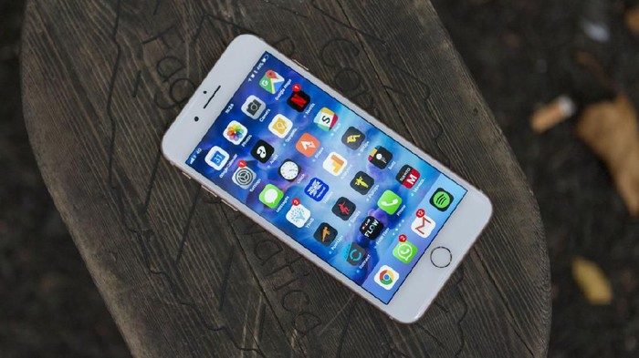 iPhone 8
