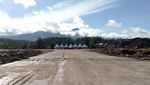 Gokil! Pembangunan Bandara Ini Sampai Belah Gunung