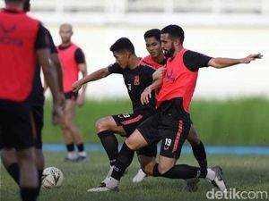 Dua Pemain Asing Borneo FC Ini Ngabuburit Sambil Olahraga