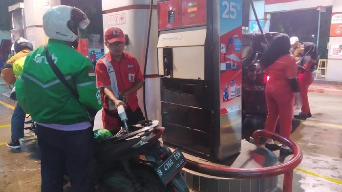 SPBU 34-10501 di Jl Pramuka, Jakarta Pusat