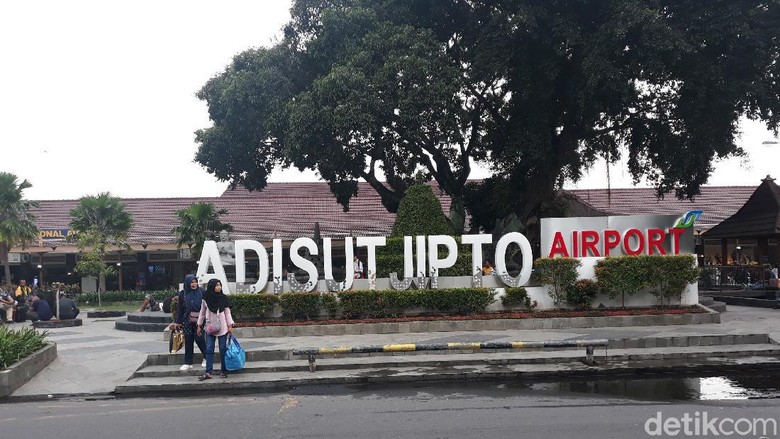 Bandara Adisutjipto Yogya Bandara Adisutjipto Yogya