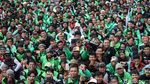 Foto: Ojol Hijaukan Gedung DPR