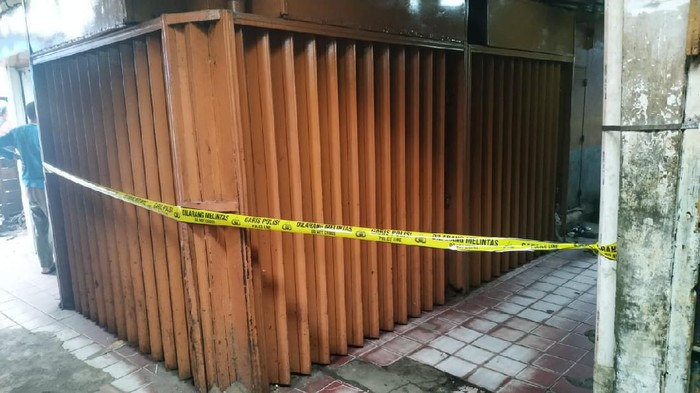 Toko emas di Pasar Pecah Kulit Pinangsia dirampok pria bersenpi
