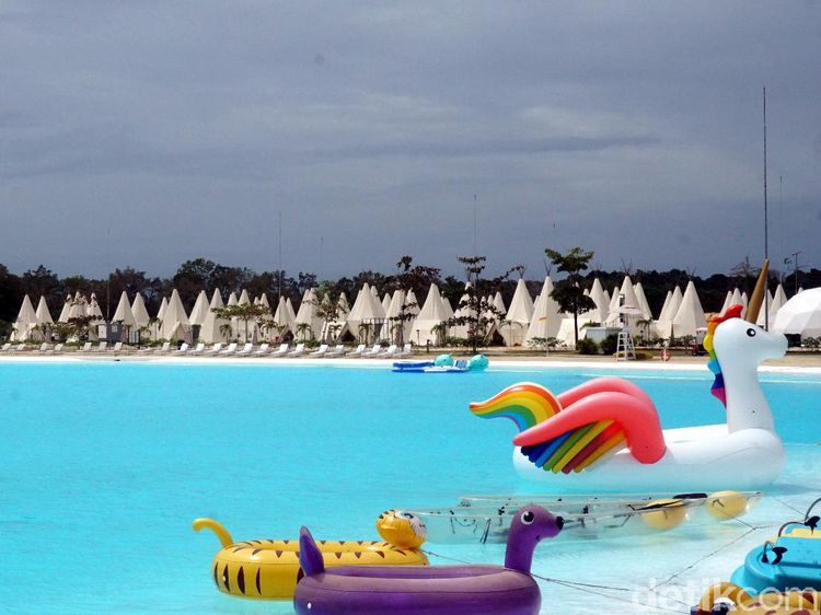 Foto: Kolam Renang Termegah se-Asia Tenggara di Indonesia, Luasnya 6,3 Hektare!