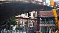 Flyover ini memiliki panjang hampir 1 kilometer. Dengan lebar ROW dari arah arah Ciputat ke Parung sekitar 35 meter dari sebelumnya 16 meter.