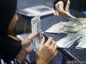 Boom! Dolar AS Tembus Rp 15.400!