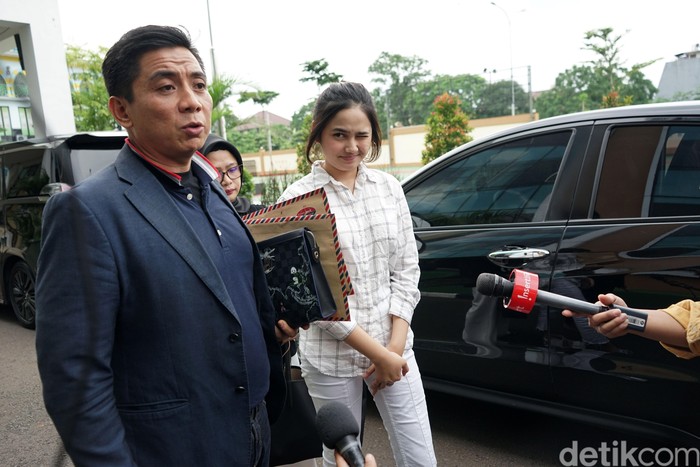 Syifa Hadju Syifa Hadju saat ditemui di Polresta Tangerang Selatan.