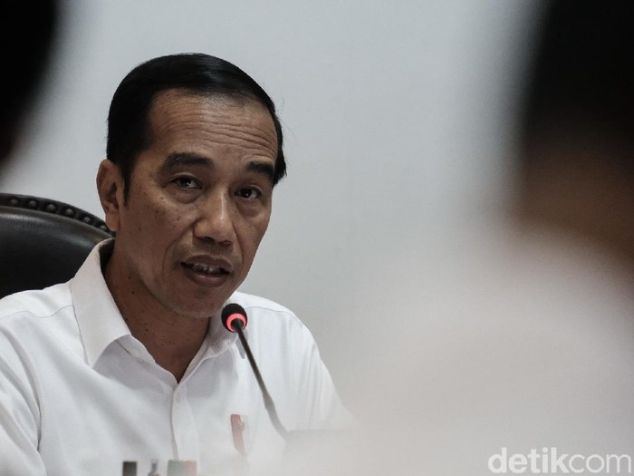 Presiden Joko Widodo (Jokowi) saat memimpin rapat soal pusat data nasional